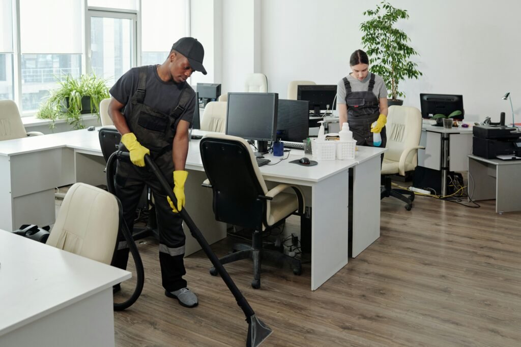 commercial janitorial office cleaning